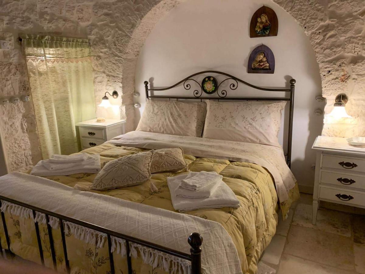 Trulli Occhi Di Pietra Apartment Alberobello Bagian luar foto