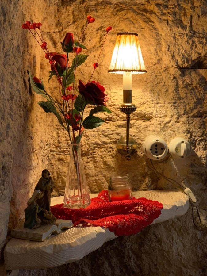 Trulli Occhi Di Pietra Apartment Alberobello Bagian luar foto