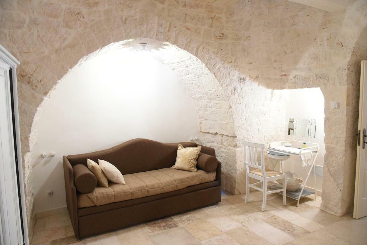 Trulli Occhi Di Pietra Apartment Alberobello Bagian luar foto