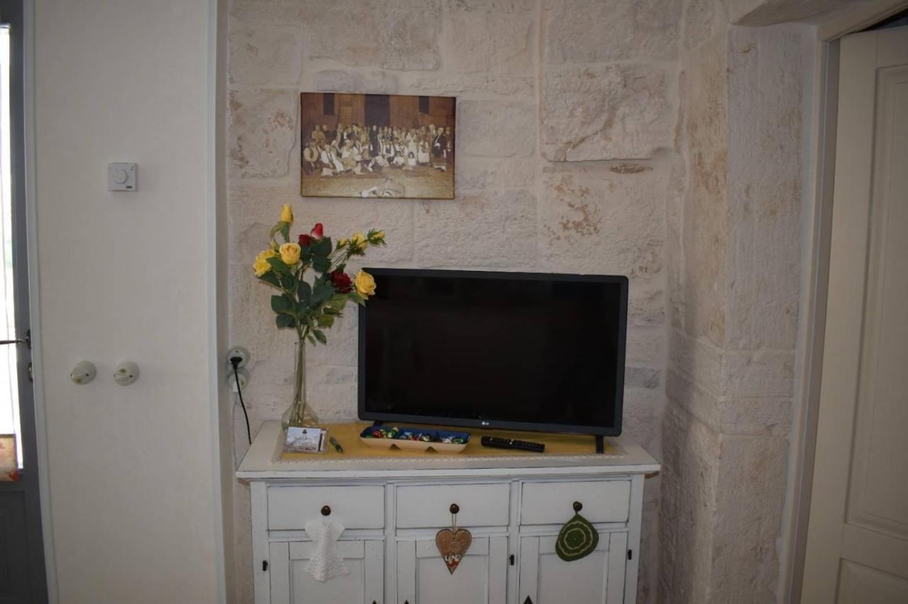 Trulli Occhi Di Pietra Apartment Alberobello Bagian luar foto