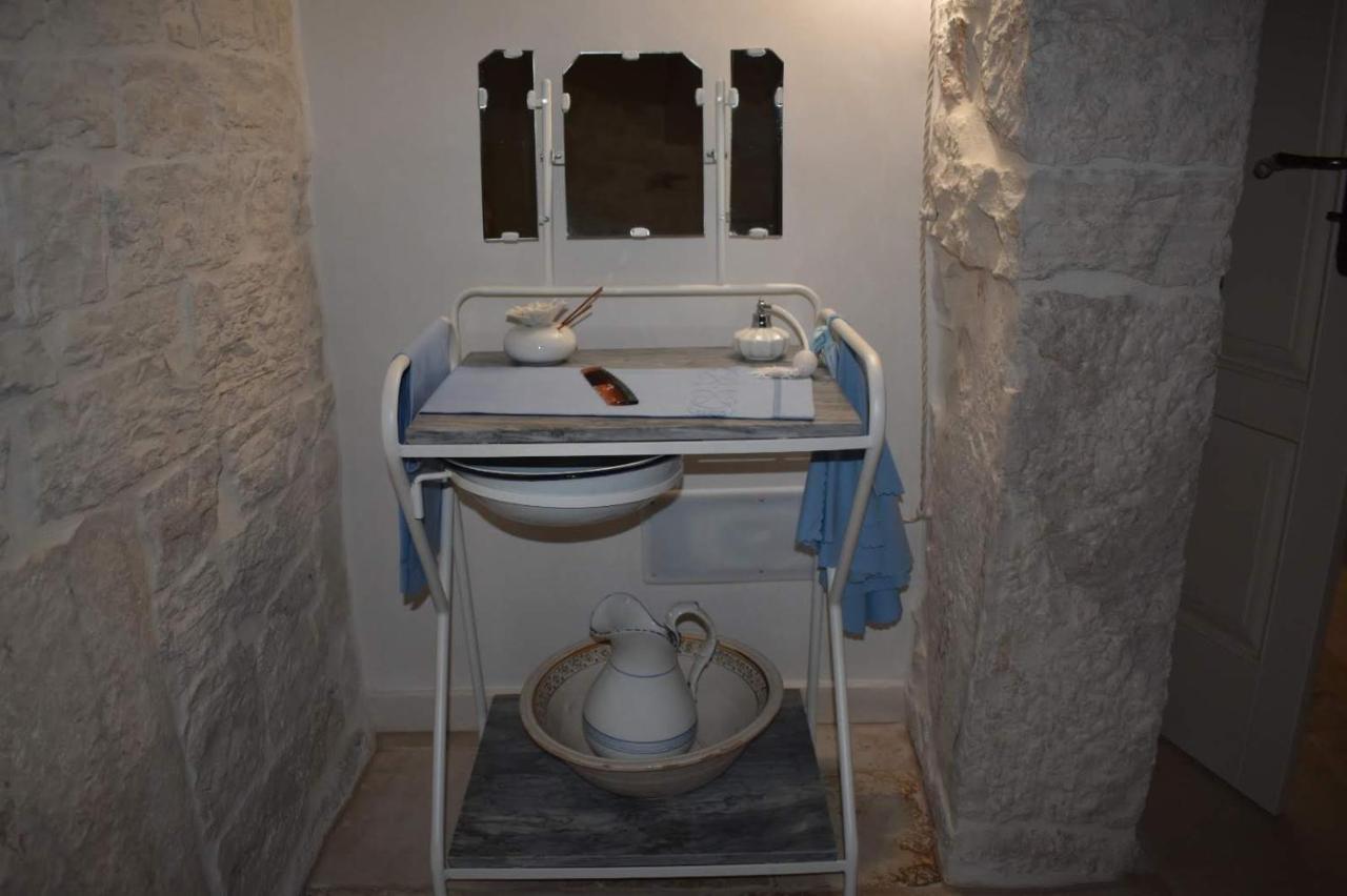 Trulli Occhi Di Pietra Apartment Alberobello Bagian luar foto